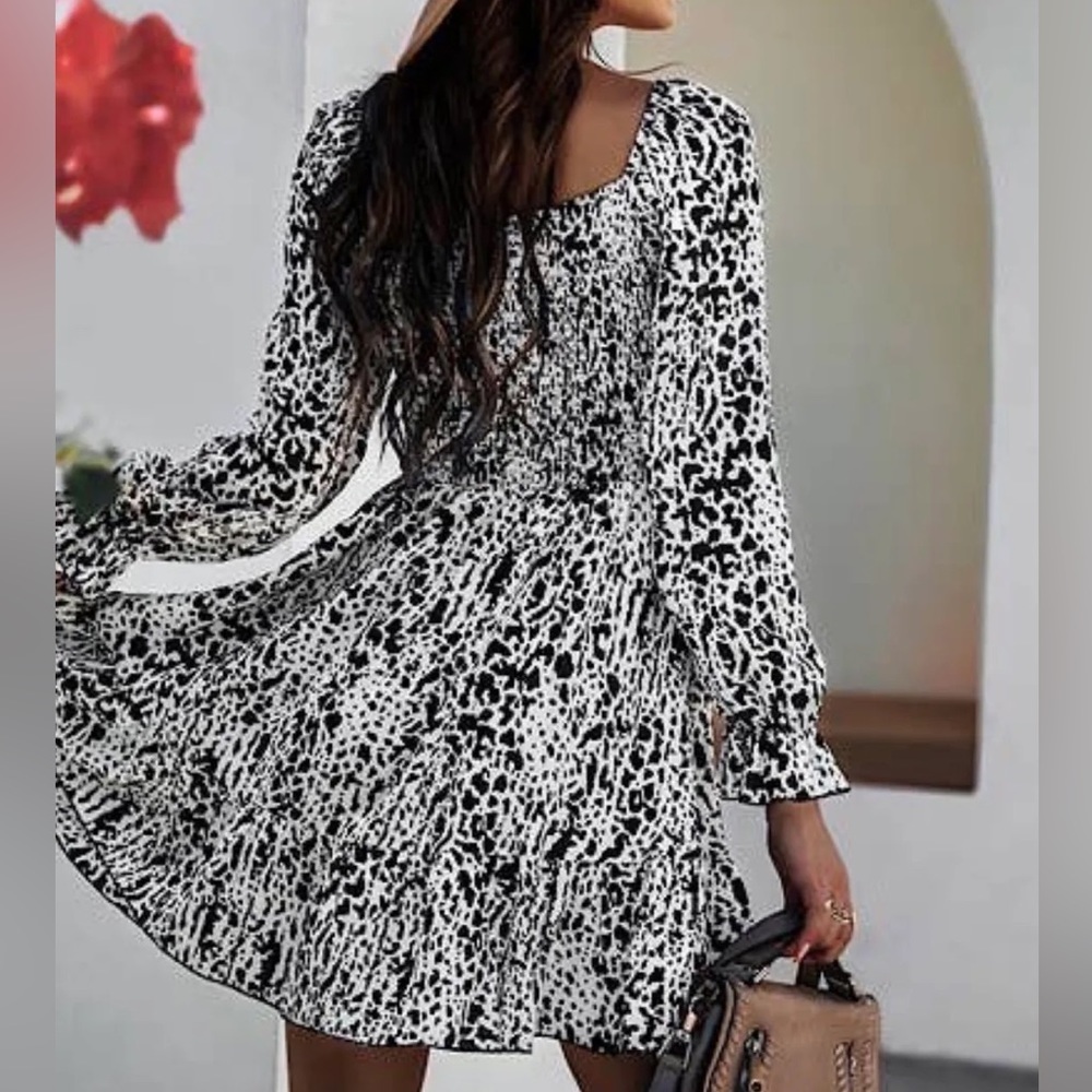 Cheetah Print Mini Dress - Picture 2 of 2